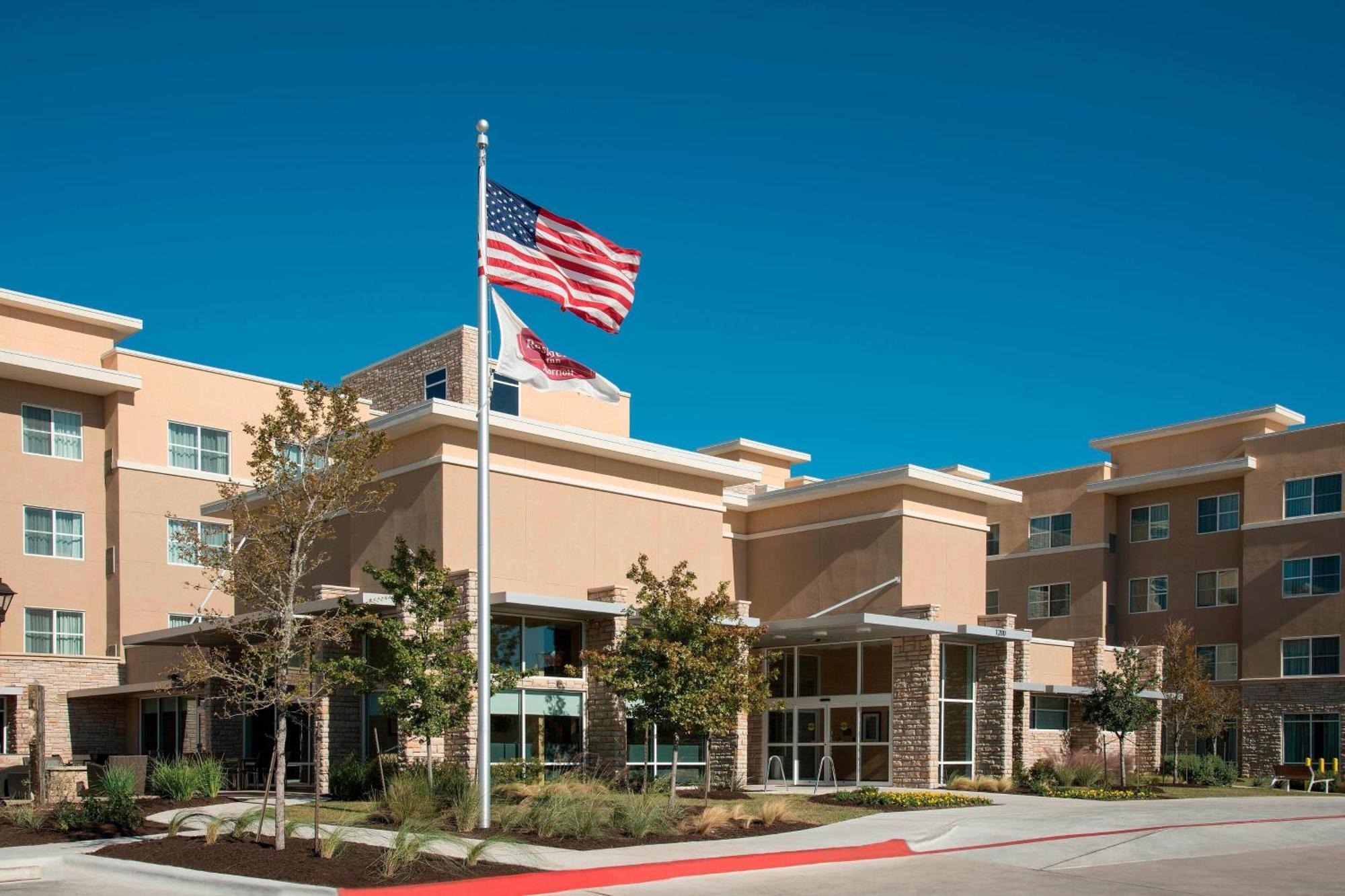 Residence Inn By Marriott Austin - University Area Экстерьер фото