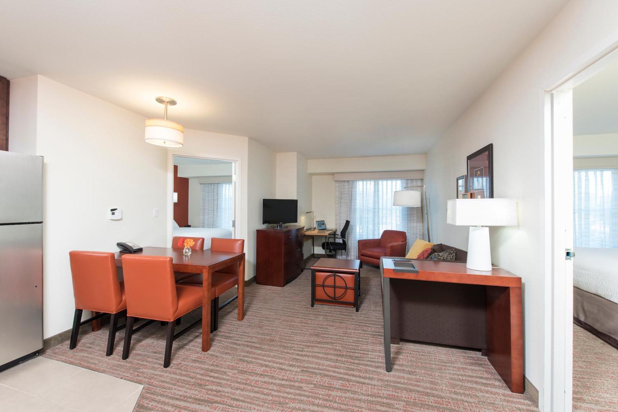 Residence Inn By Marriott Austin - University Area Экстерьер фото